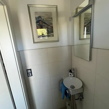 An Der Evenburg In Leer, 124 Qm, Parkplatz, Glasfaser, Voll Ausgestattet Apartmán