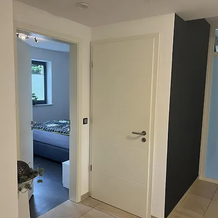 公寓 An Der Evenburg In Leer, 124 Qm, Parkplatz, Glasfaser, Voll Ausgestattet